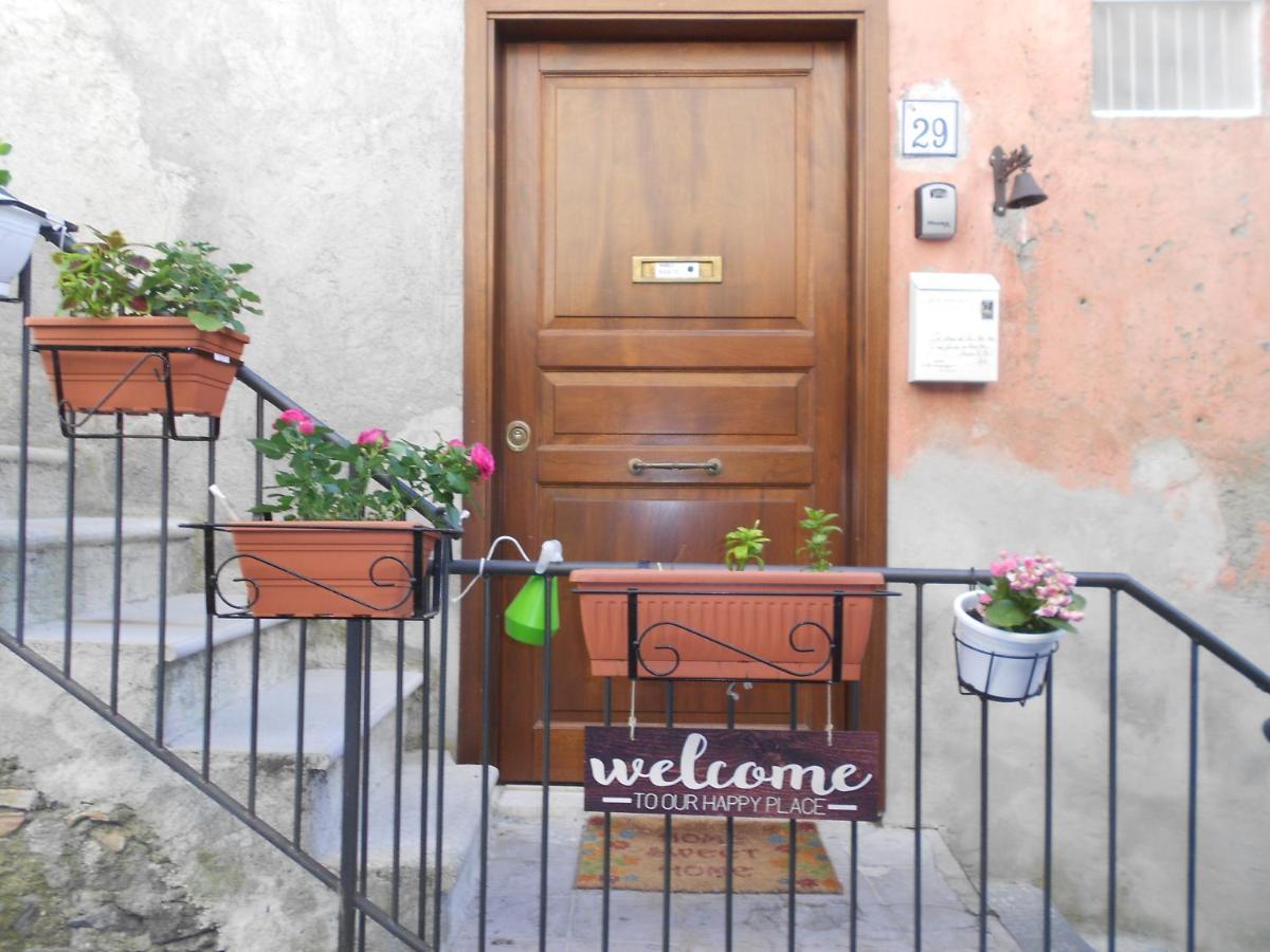 Alloggio Turistico Rizzuto - Centro Storico Bracciano  Exteriér fotografie